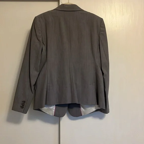 Banana Republic | 12P | like new condition | gray blazer - Picture 13 of 13